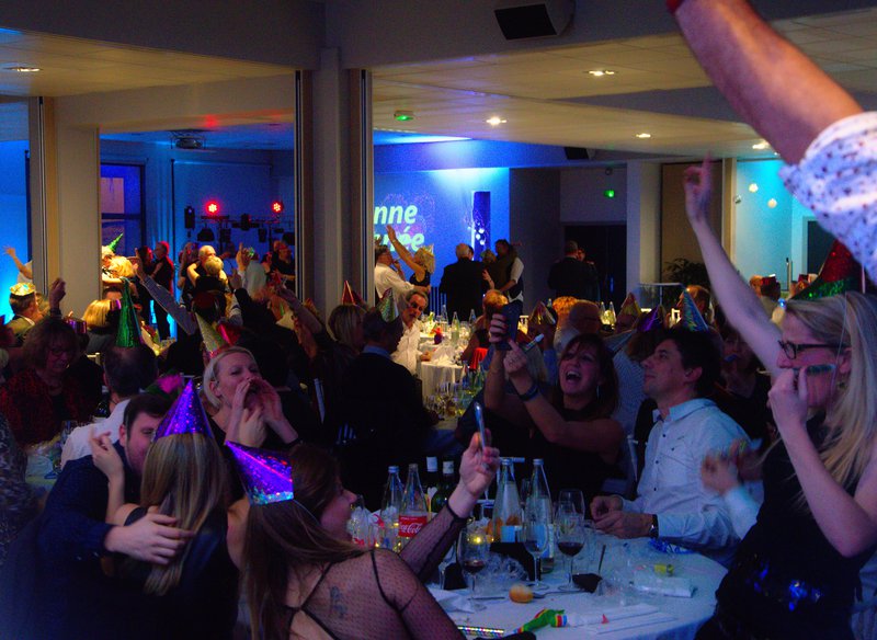 Bonne année - Réveillon de Saint-Sylvestre 2018 - 2019 - Villa Blanche Dunkerque_01.jpg